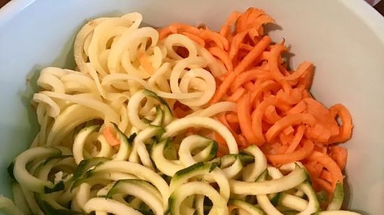 Veggie bullet 3 in 1: spiralizer, tagliaverdure, affettatrice