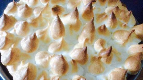 Appelkaastaart (kezekuhen) met meringue