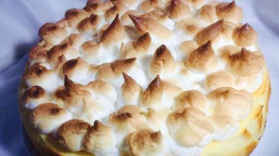 Appelkaastaart (kezekuhen) met meringue