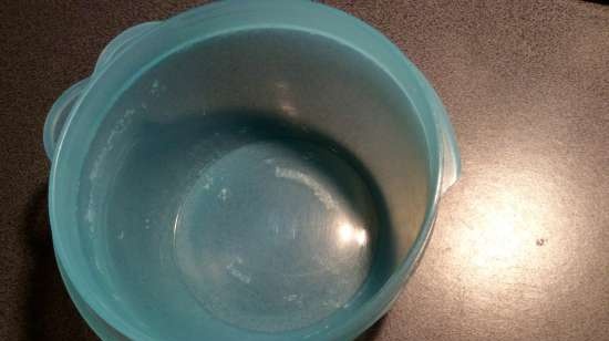 Plastic dishes Tupperware - reviews