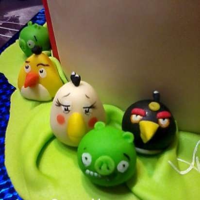 Angry Birds Cakes