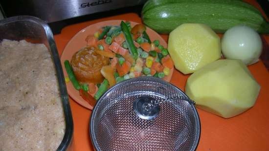 Sopa de pescado con verduras y albóndigas (Profi Cook Multi-Blender PC-MCM1024)