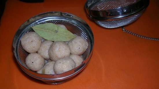 Sopa de peix amb verdures i mandonguilles (Multi-liquadora Profi Cook PC-MCM1024)