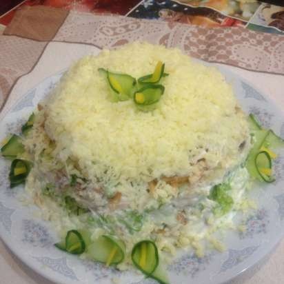 Ensalada de caballa ahumada y membrillo