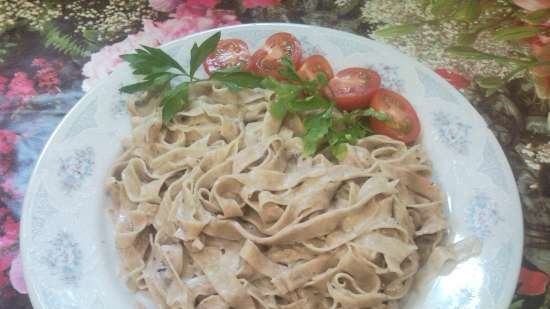 Fideos caseros, ravioles y todo para hacerlos