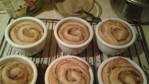 Apple cinnamon muffins