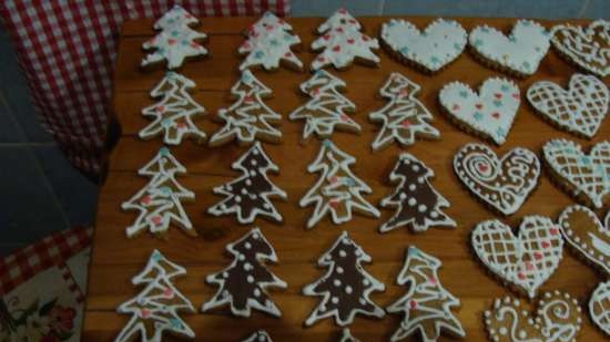 Decoramos galletas de jengibre, galletas