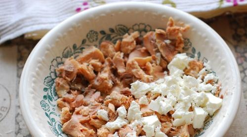 Tortino di pasta fillo con patate dolci, salmone e spinaci