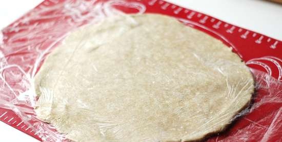 Pastel de frutas con masa de centeno