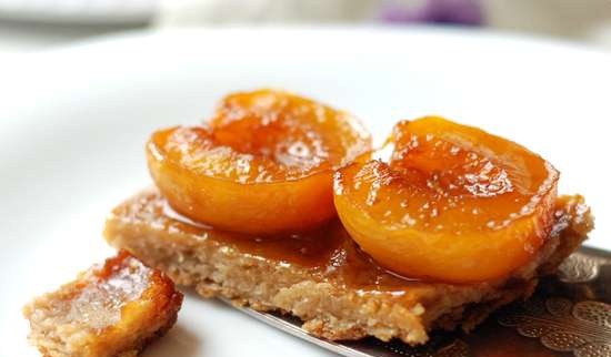 Pastel de frutas con masa de centeno