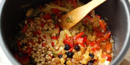 Galician cod at raisin pie