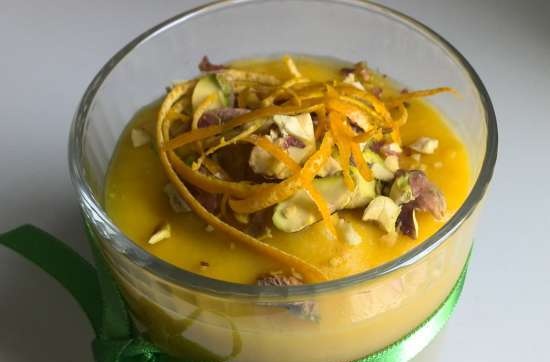 Two-layer cream soup with Jerusalem artichoke and baked pumpkin