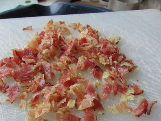 Galletas con plátanos secos y tocino