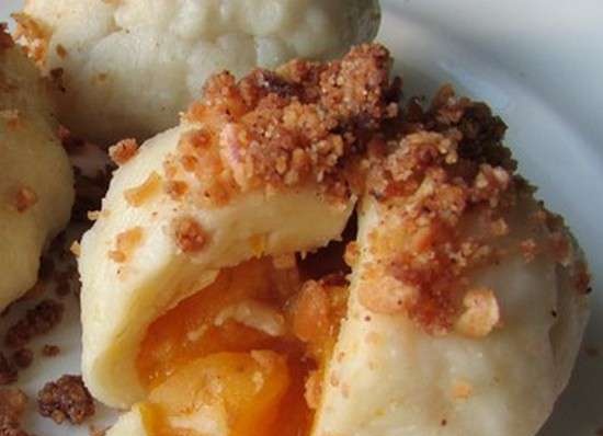 Dumplings with apricots (Marillenknodel)