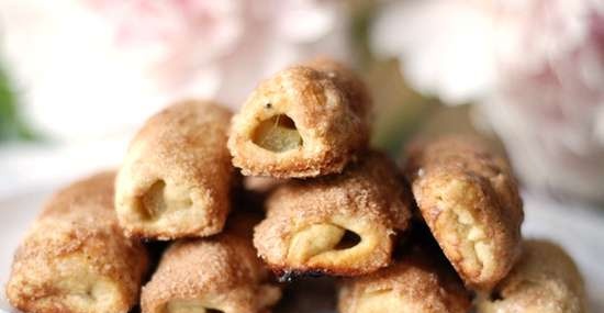 Biscotti di pasta frolla al rabarbaro