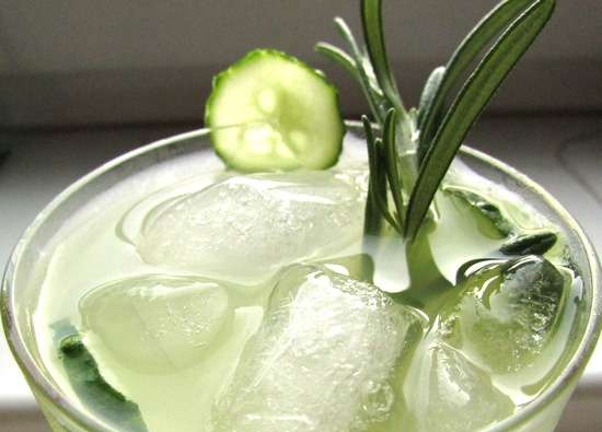 Cucumber-rosemary lemonade