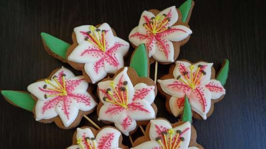 Decoramos galletas de jengibre, galletas