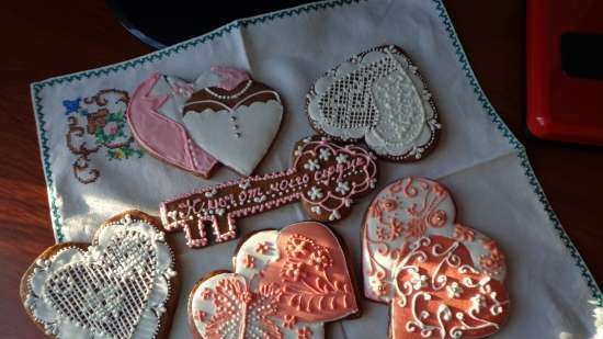 We decorate gingerbread cookies, cookies