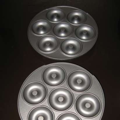 Round Donut Frying Pan (Tako, Danish Donut Frying Pan)