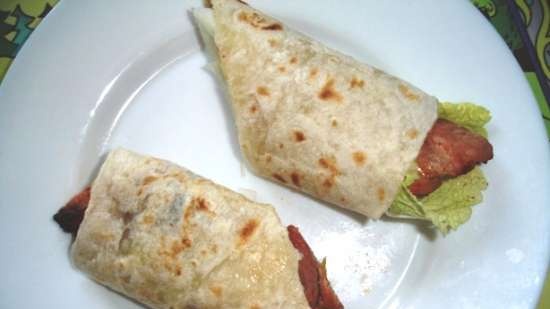 Curry con tortillas (padella alla griglia e chapatnitsa)