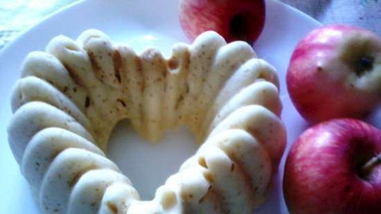 Charlotte with apples in the microwave