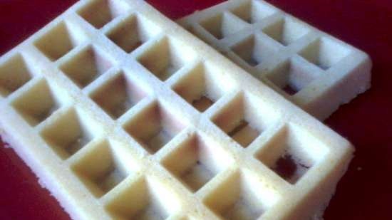 Bastoncini di nocciole e waffle dello stesso impasto nel microonde