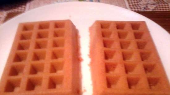 Bastoncini di nocciole e waffle dello stesso impasto nel microonde