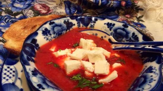 Remolacha con queso Adyghe (batidora estacionaria olla de sopa Moulinex)