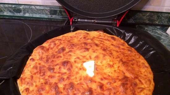 Khachapuri سريع بطريقة مختلفة في شواية ملامسة VVK