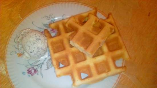 Waffle maker, hazelnut