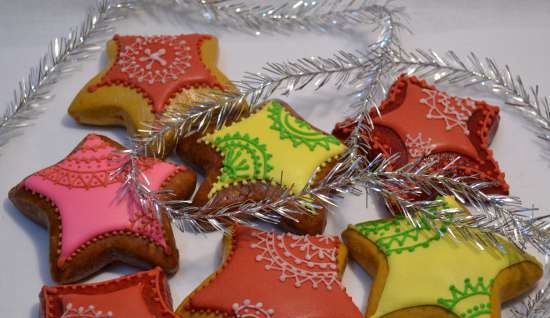 We decorate gingerbread cookies, cookies