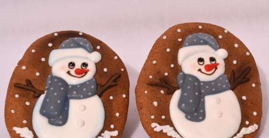 We decorate gingerbread cookies, cookies