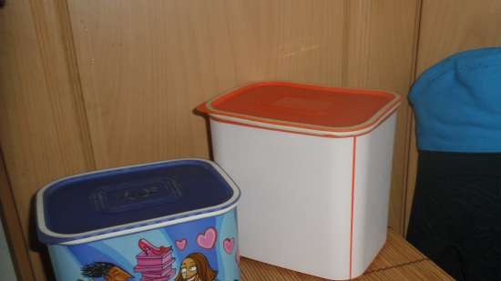 Plastic dishes Tupperware - reviews