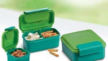 Tupperware จานพลาสติก - บทวิจารณ์