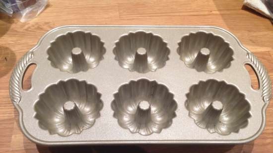 Bakeware Nordic Ware: purchase, features, reviews, recipes