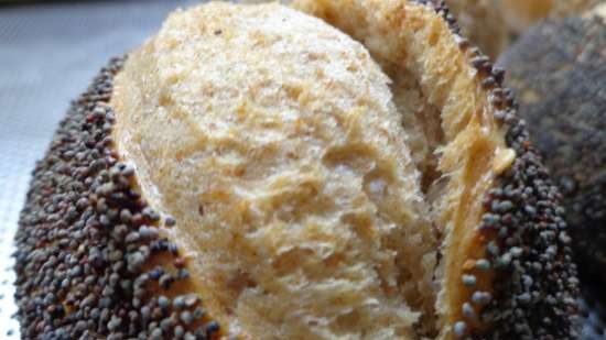 Sesame and poppy seed buns