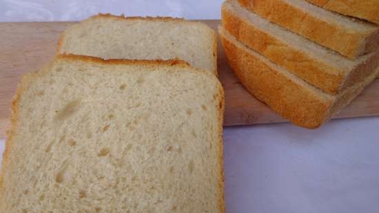 Brewed toast bread with spelled flour