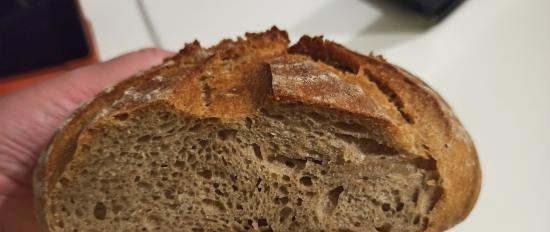 Pane di segale e grano senza impastare