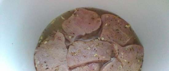 Filetes de pechuga de pavo en olla de cocción lenta