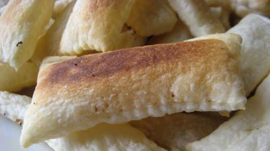 Torta di sfoglia composita con crema al burro