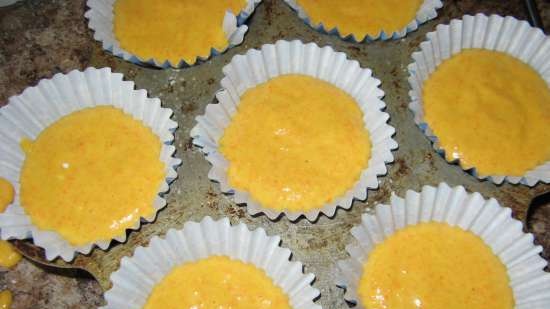 Carrot cupcakes with lemon curd and two types of cream