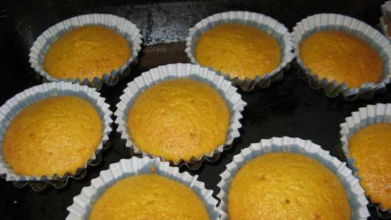 Carrot cupcakes with lemon curd and two types of cream