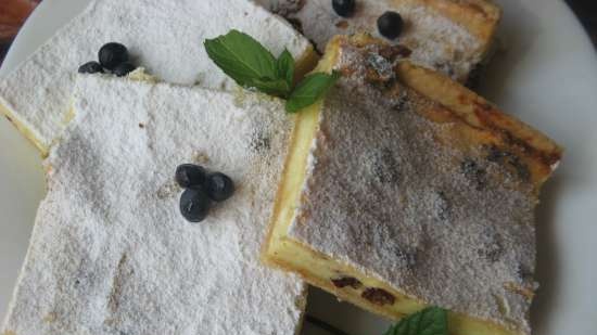 Torta di ricotta con uvetta e note di limone