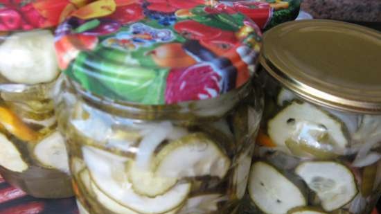 Spicy and sweet pickled cucumbers