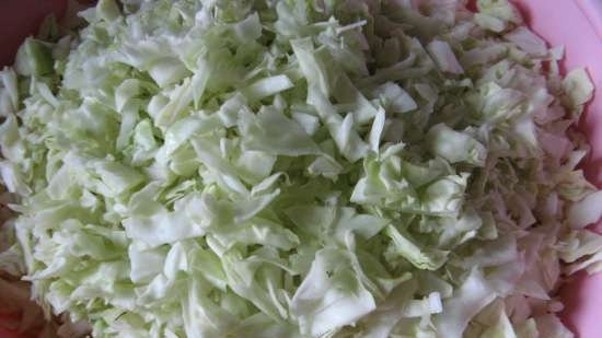 Pickled cabbage (with apples and caraway seeds)