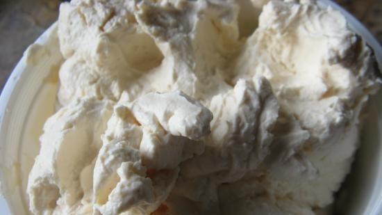 Homemade cream cheese