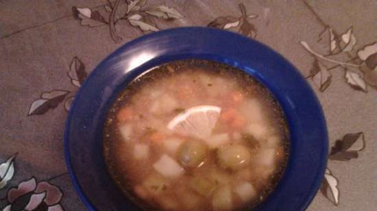 Minestronesoep met tonijn