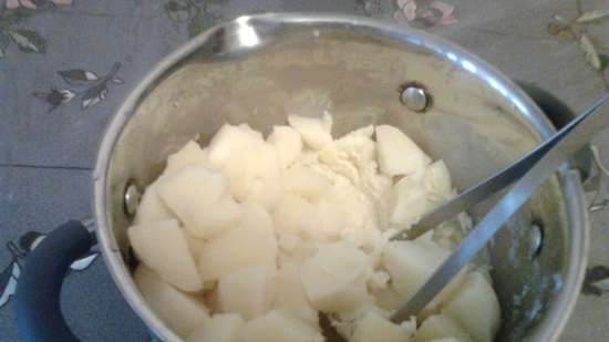 Patatas al horno con queso feta (horno / horno para pizza Princess 115000)