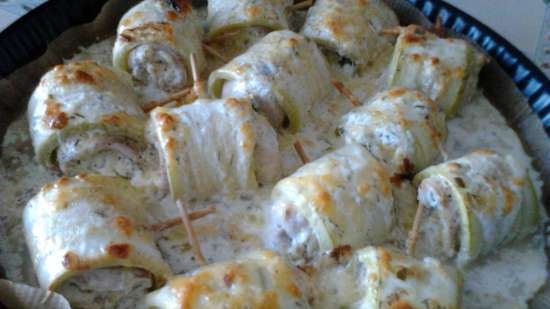 Zucchini rolls with chicken in a Princess pizza maker or oven