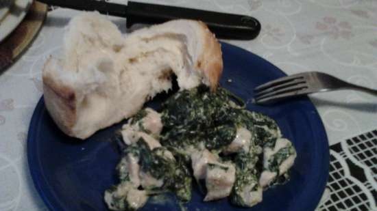 Collapsible pie with chicken and spinach